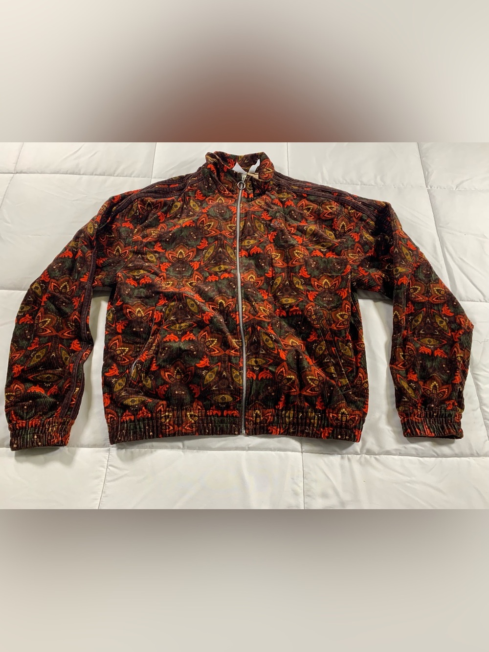 Like new ADIDAS sweater mens size S